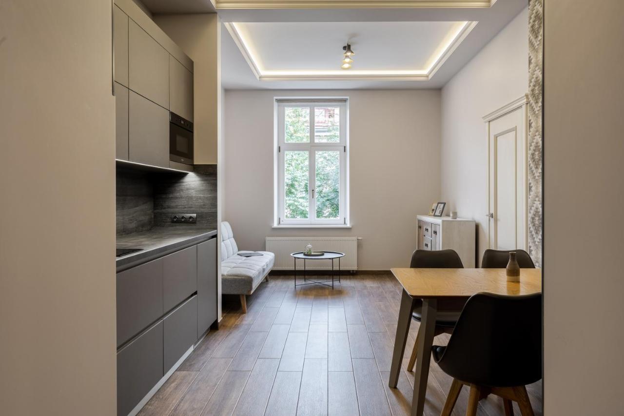 לבוב Inshiapartments On Kovzhuna Str מראה חיצוני תמונה